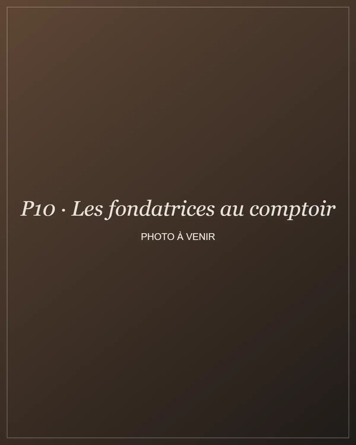 Les deux fondatrices du Café-In Sainte-Marie derrière le comptoir