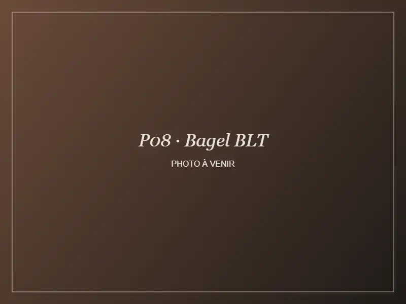 Bagel BLT garni de bacon, laitue et tomate